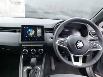 Used Renault Clio V Techno 143 HP (105 kW) 2024 Grey Hatchback