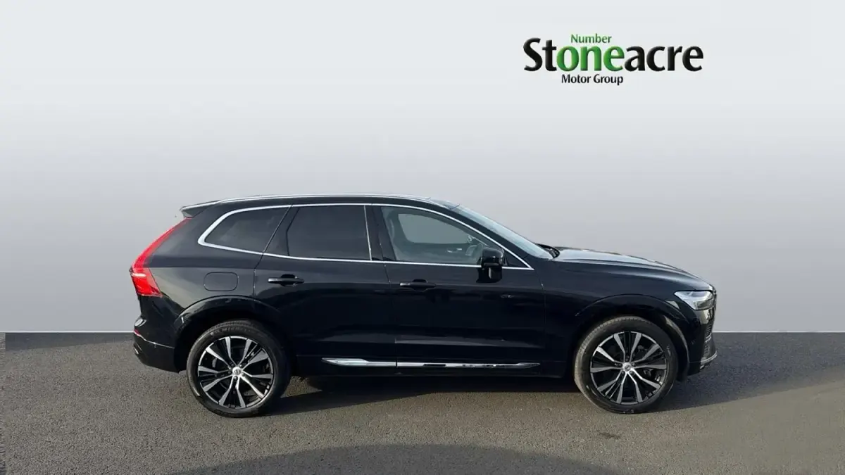 Usado Volvo XC60 Ultra 247 HP (181 kW) 2025 Preto SUV
