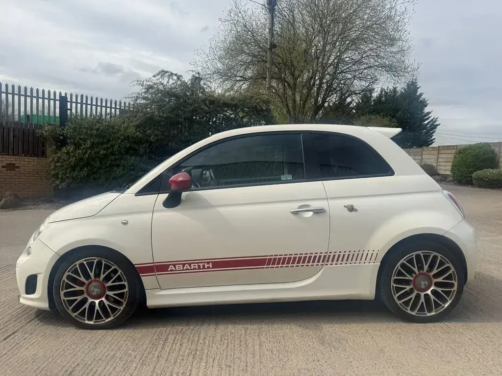 Used Abarth 500 135 HP (99 kW) 2009 White Hatchback