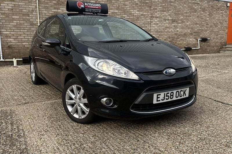 Used 2009 Ford Fiesta Zetec Hatchback | £1,900 (Good price) - Image 1/1