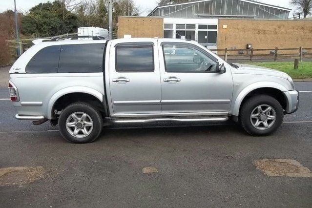 Used Isuzu Pick up 129 HP (94 kW) 2006 Pickup
