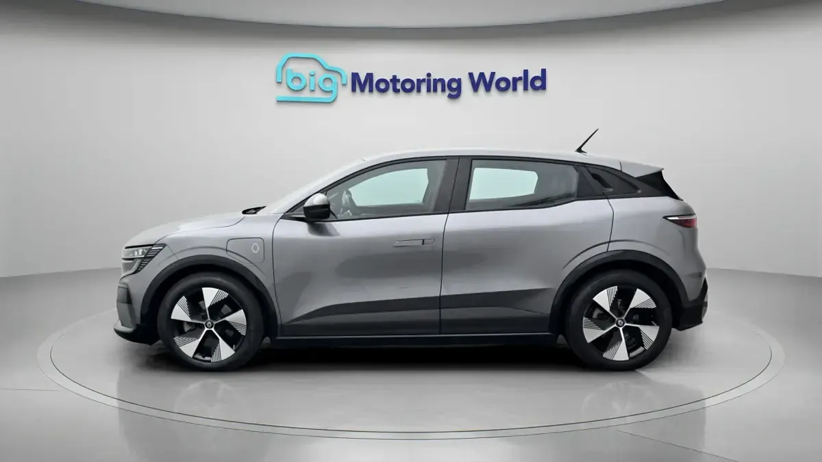 Used Renault Mégane Equilibre 161 kW (220 HP) 2022 Grey Hatchback