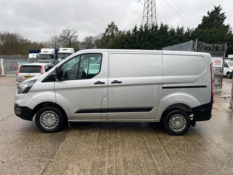 Used Ford Transit Custom S 105 HP (77 kW) 2022 Silver Van