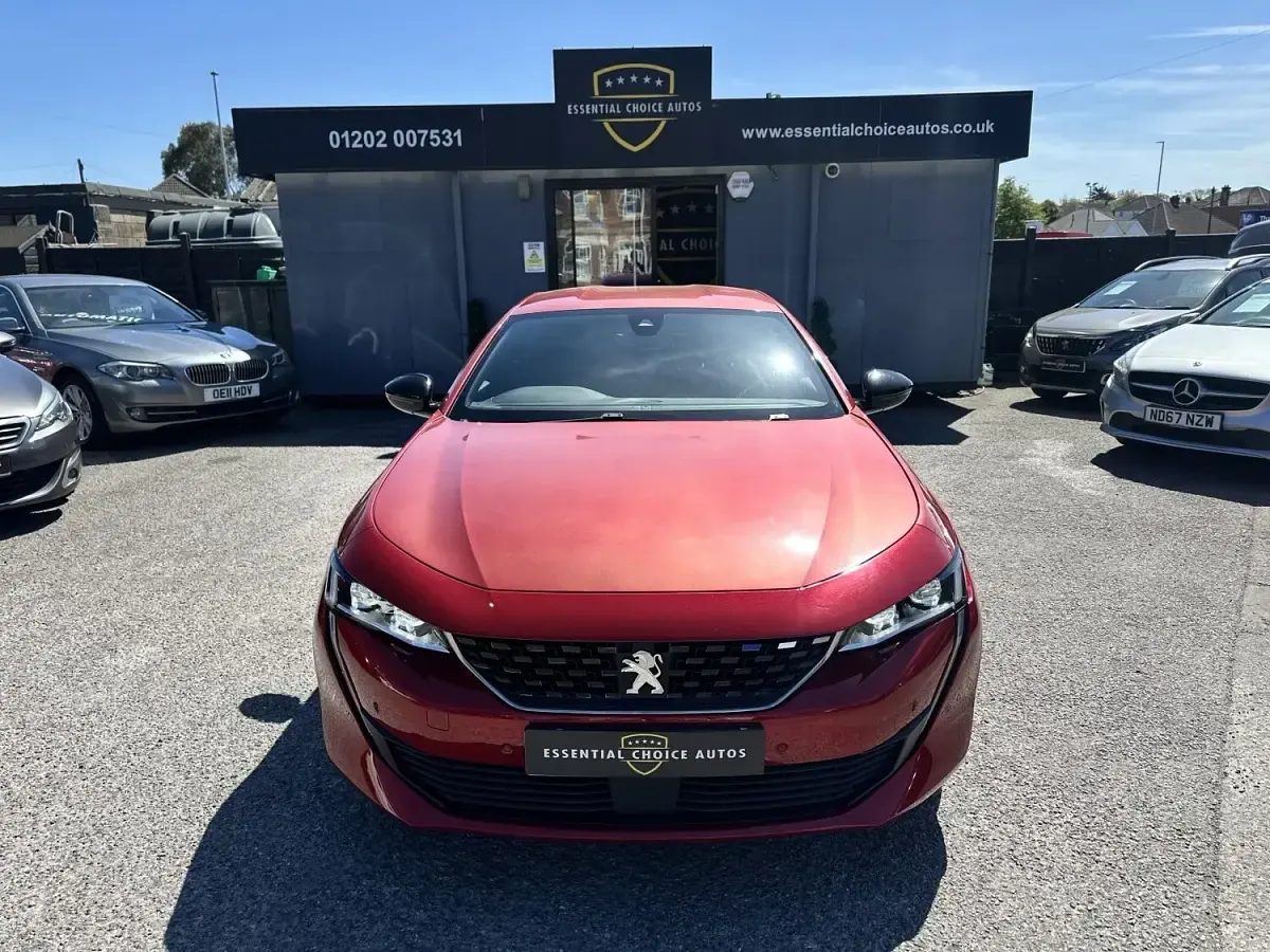 Used Peugeot 508 GT-line 2019 Red Hatchback