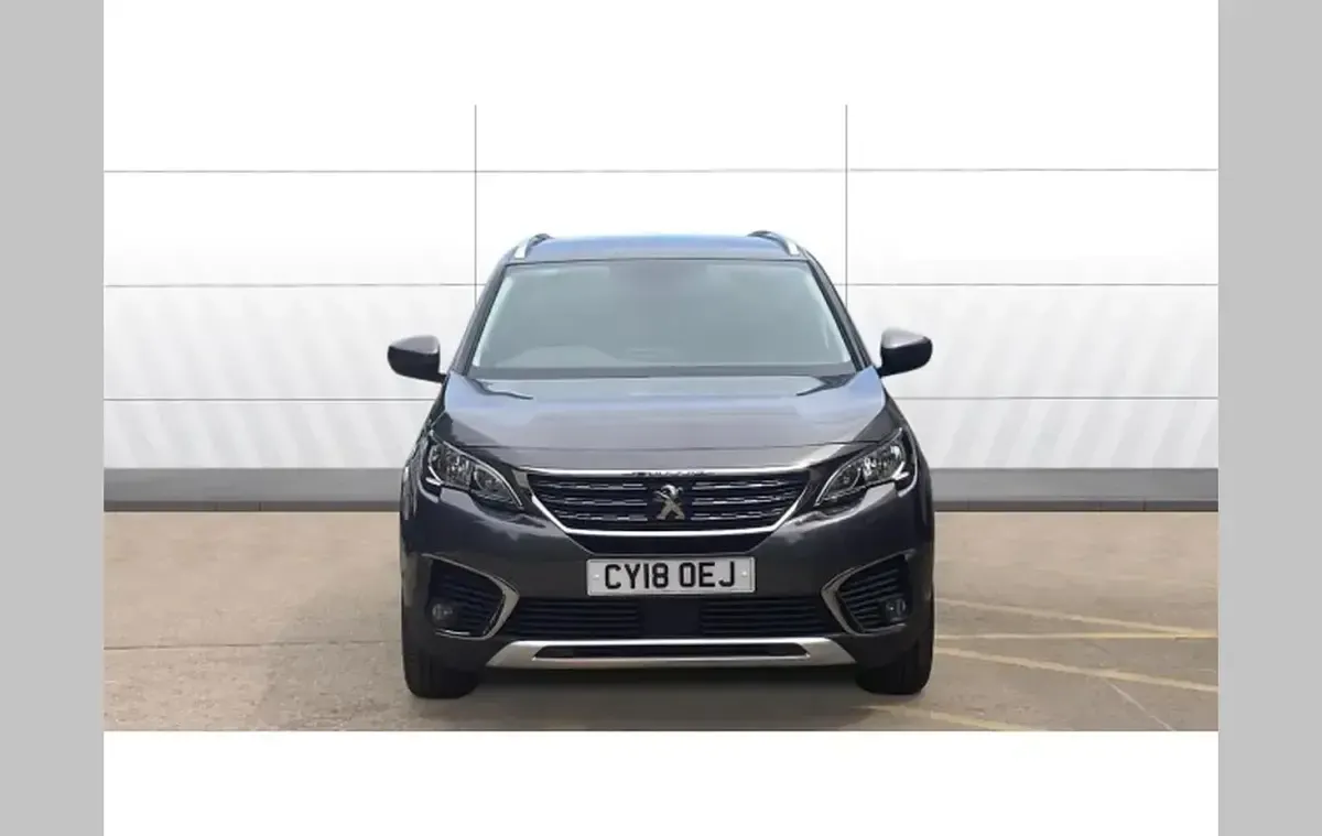 Used Peugeot 5008 Allure 130 HP (95 kW) 2018 Grey SUV