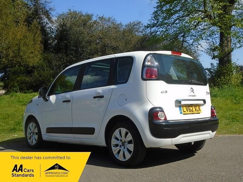 Używany Citroën C3 VTR Sport 2012 Biały Minivan