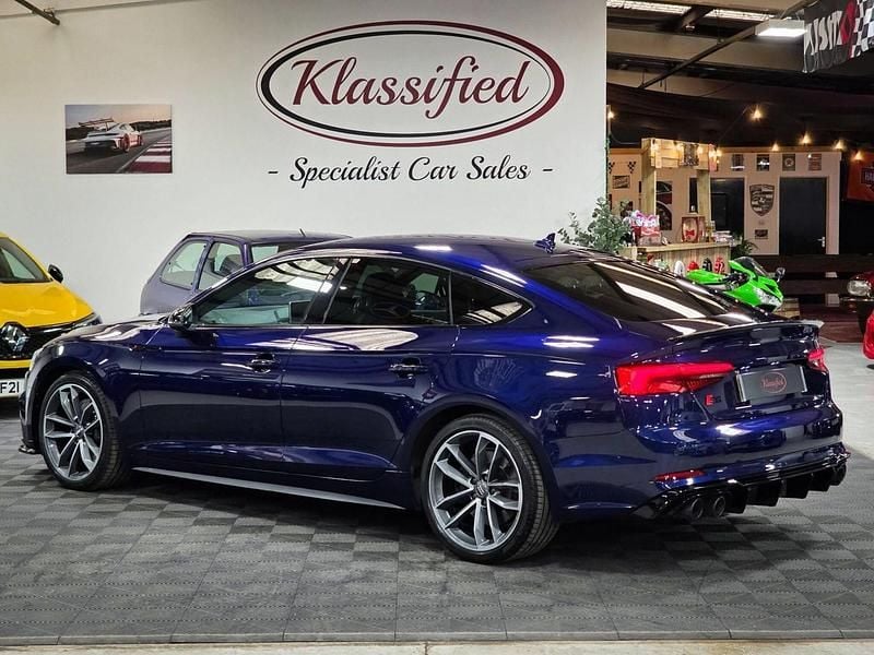 Used Audi S5 Sportback Business 354 HP (260 kW) 2017 Blue Hatchback