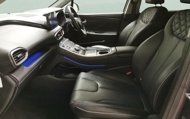 Used 2024 Hyundai Santa Fe Premium SUV | £27,038 (Super price) - Image 1/2