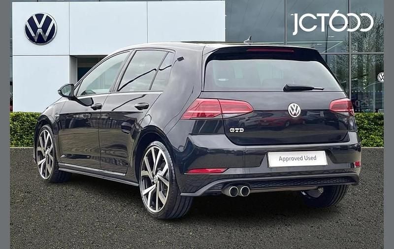 Używany VW Golf VII GTD 184 KM (135 kW) 2019 Czarny Hatchback