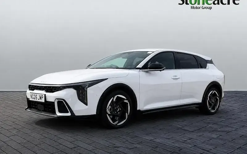 New Kia K4 GT-Line 114 HP (83 kW) 2026 Hatchback