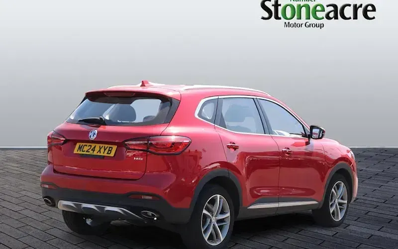 Used MG HS Excite 162 HP (119 kW) 2023 Red SUV