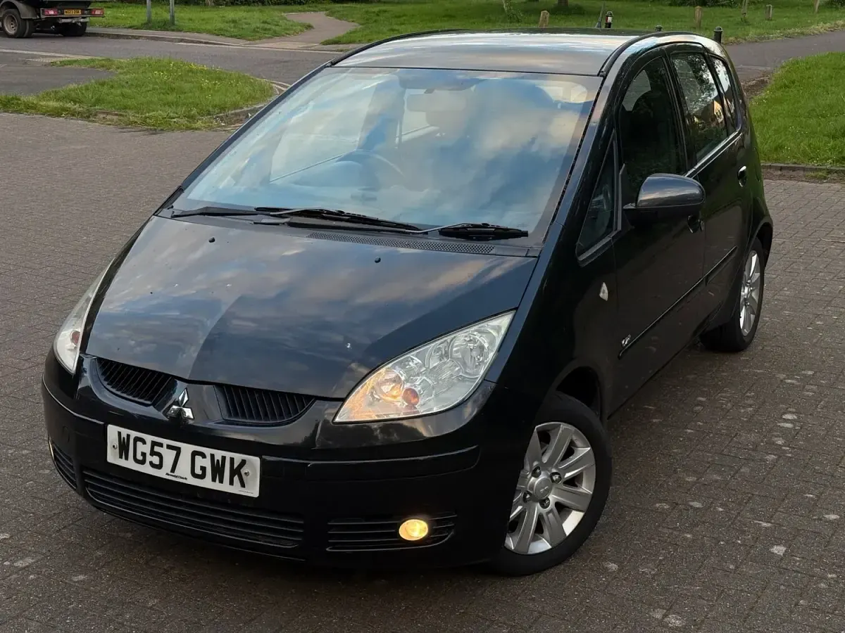 Used Mitsubishi Colt 2008 Black Hatchback