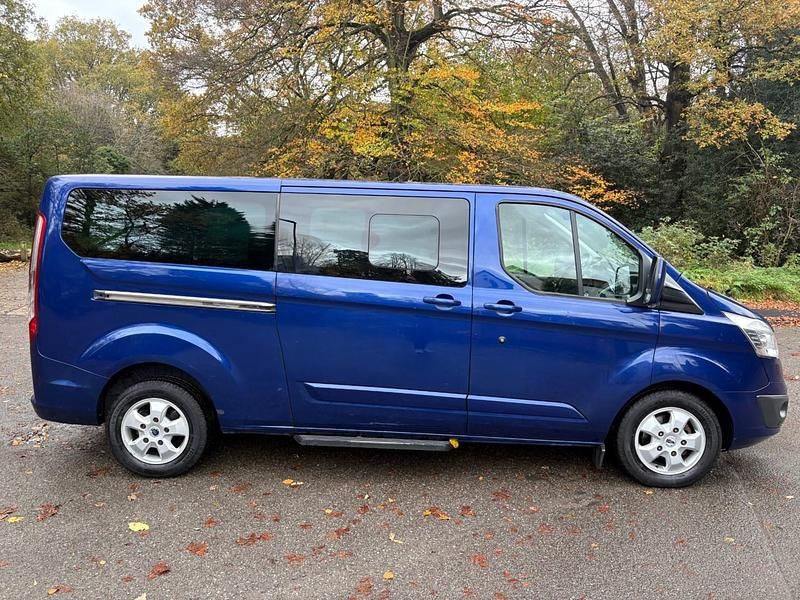 Used Ford Tourneo Limited 2015 Blue MPV
