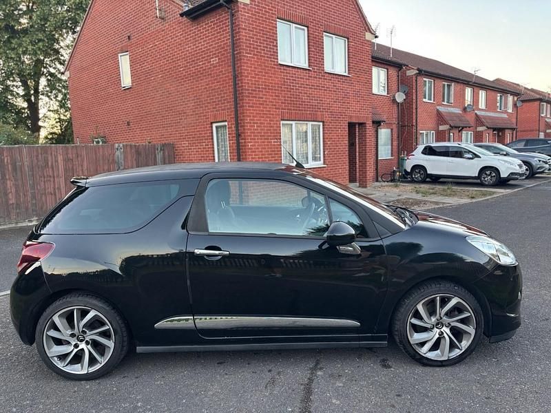 Used Citroën DS3 Cabriolet 165 HP (121 kW) 2015 Black Cabriolet