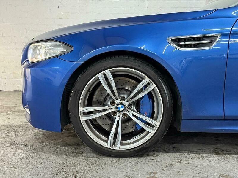 Used BMW M5 M Sport 2014 Blue Sedan