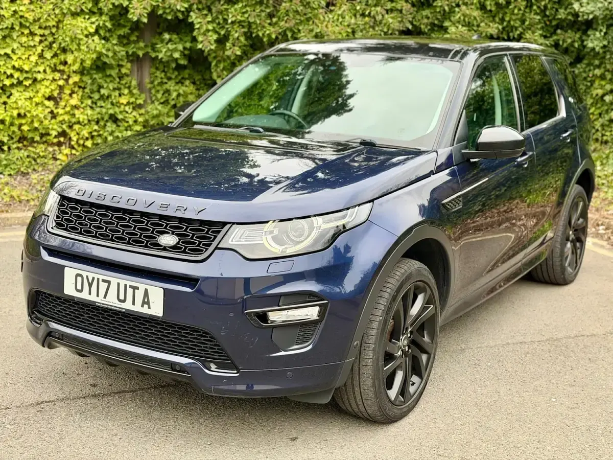 Used Land Rover Discovery 5 HSE Dynamic 2017 Blue SUV