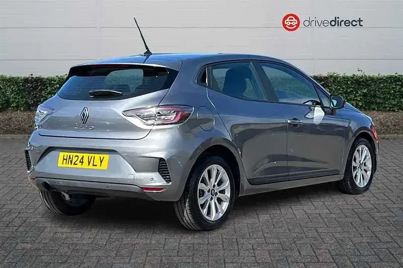 Used Renault Clio Evolution 90 HP (66 kW) 2024 Grey Hatchback