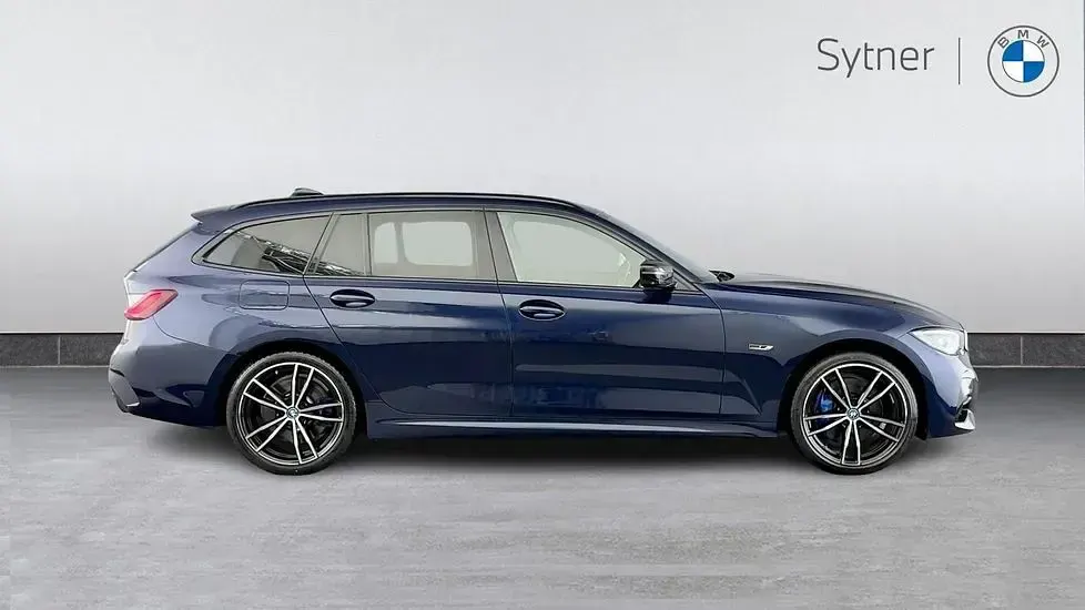 Used BMW 330e M Sport 288 HP (211 kW) 2021 Blue Estate