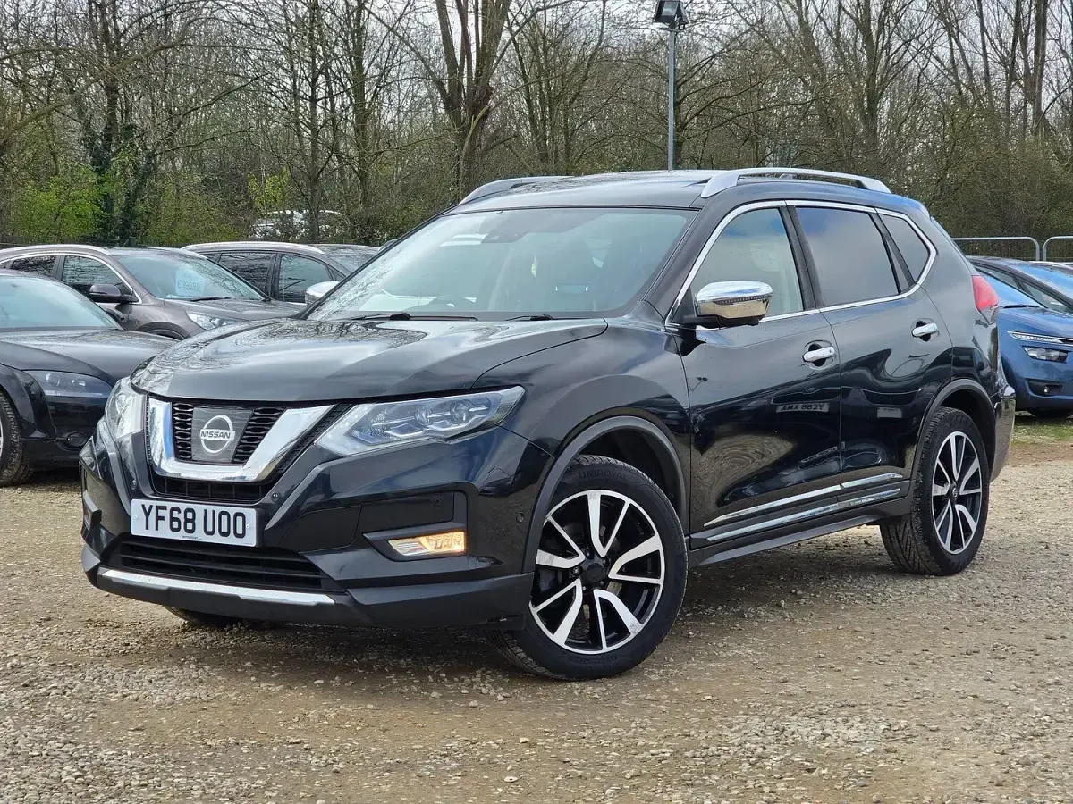 Used Nissan X-Trail Tekna 163 HP (119 kW) 2018 Black SUV