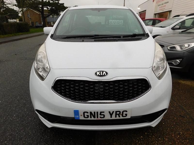 Used Kia Venga 123 HP (90 kW) 2015 White Hatchback