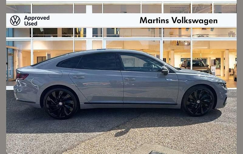 Usado VW Arteon R-line Edition 190 HP (139 kW) 2020 Cinzento Citadino