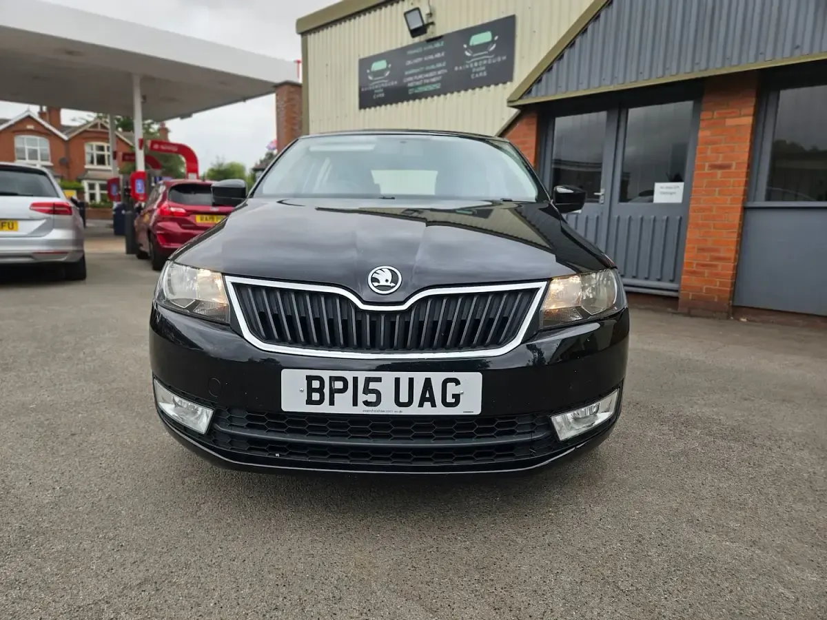 Used Skoda Rapid SE 2015 Black Hatchback