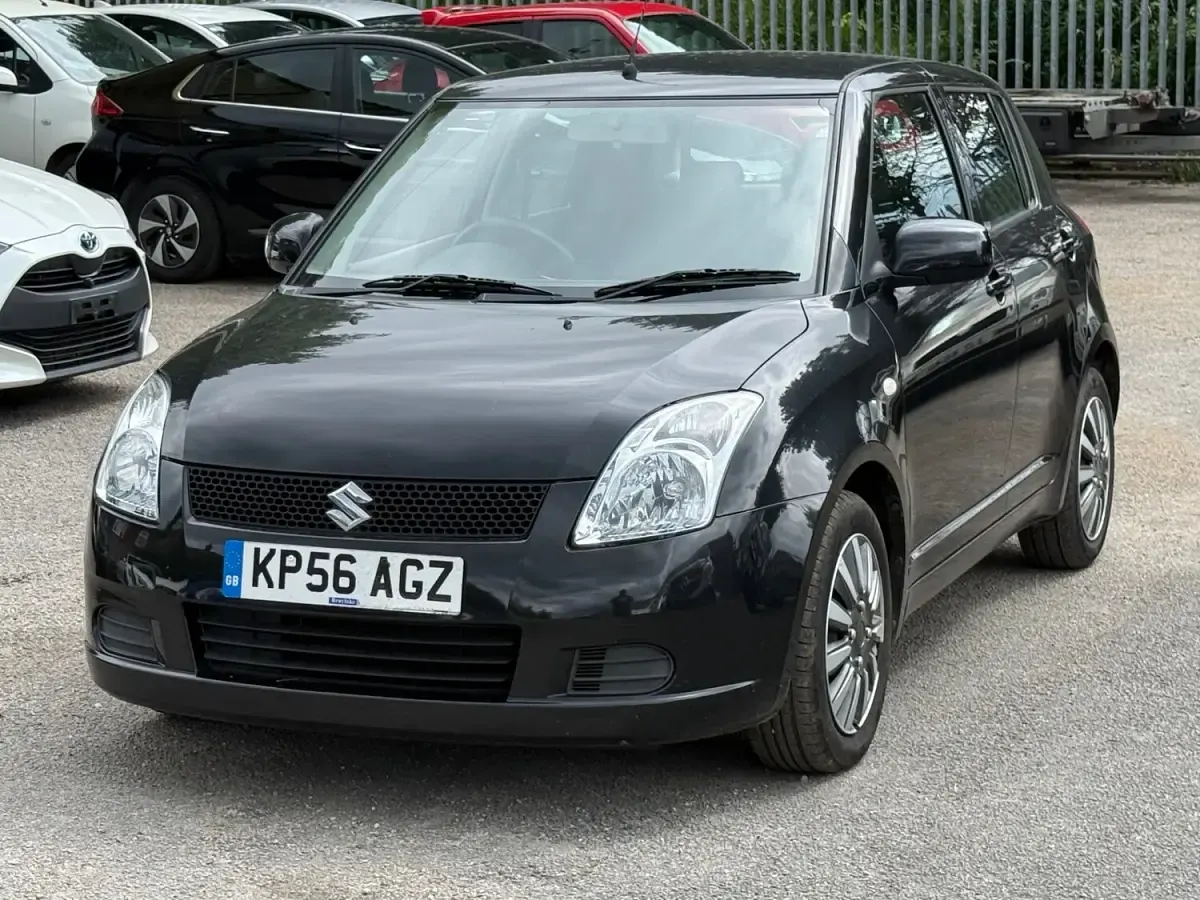 Used Suzuki Swift GL 92 HP (67 kW) 2006 Black Hatchback