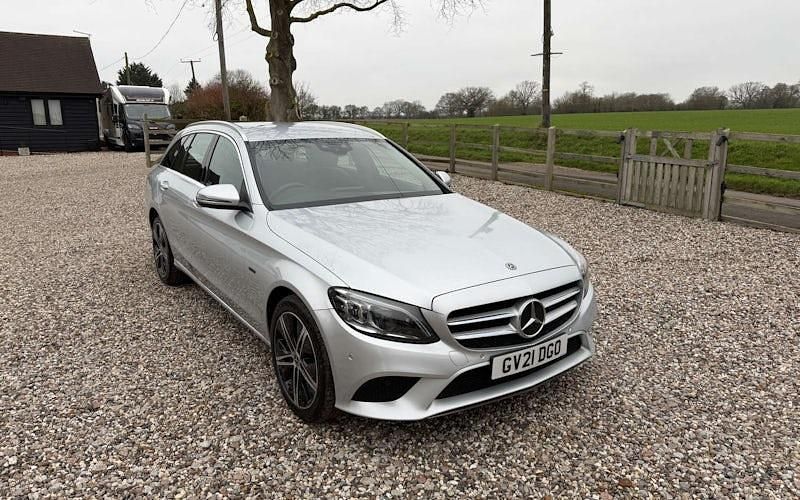 Used 2021 Mercedes C300e Sport Edition Estate | £13,995 (A bit pricey) - Image 1/4