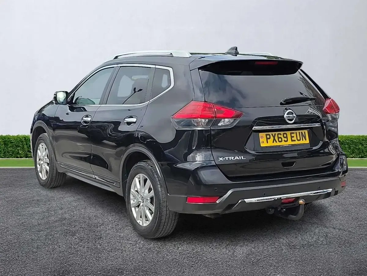 Used Nissan X-Trail Tekna 150 HP (110 kW) 2019 Black SUV