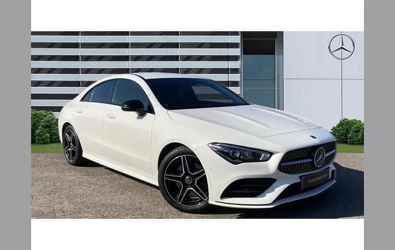 Used Mercedes CLA200 Executive 161 HP (118 kW) 2023 White Coupe