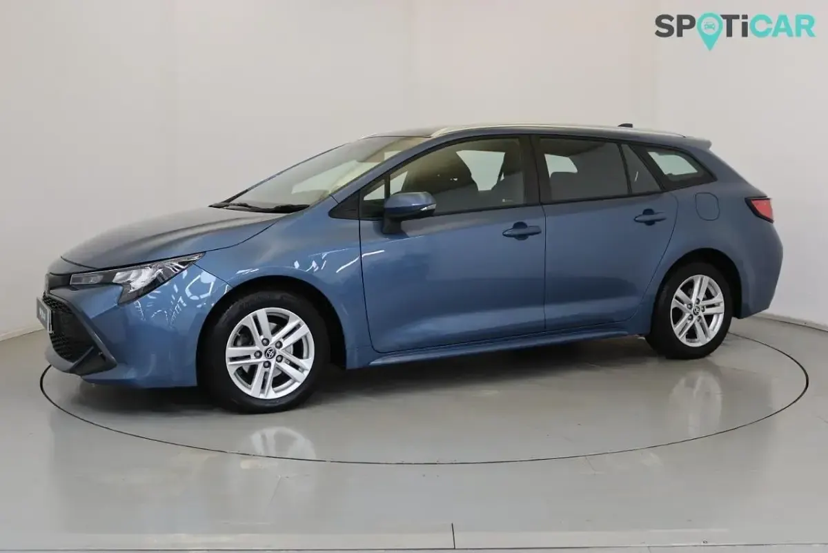 Używany Toyota Corolla 120 KM (88 kW) 2022 Niebieski Kombi