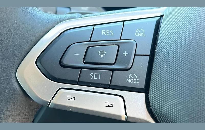 Used VW Tiguan Match 147 HP (108 kW) 2025 Silver SUV