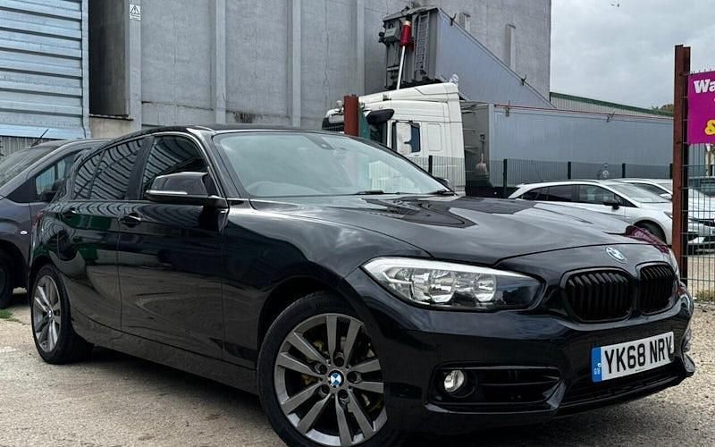 Used 2019 BMW 118 Sport Line Hatchback | £10,000 - Image 1/4