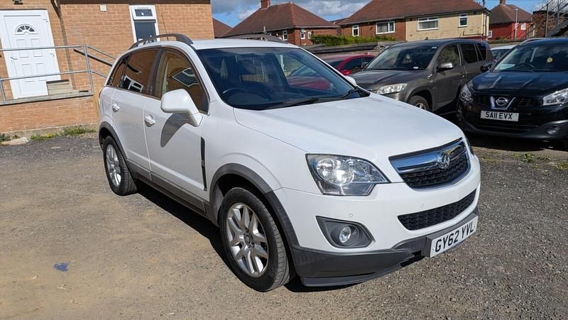 Used Vauxhall Antara 2012 White SUV