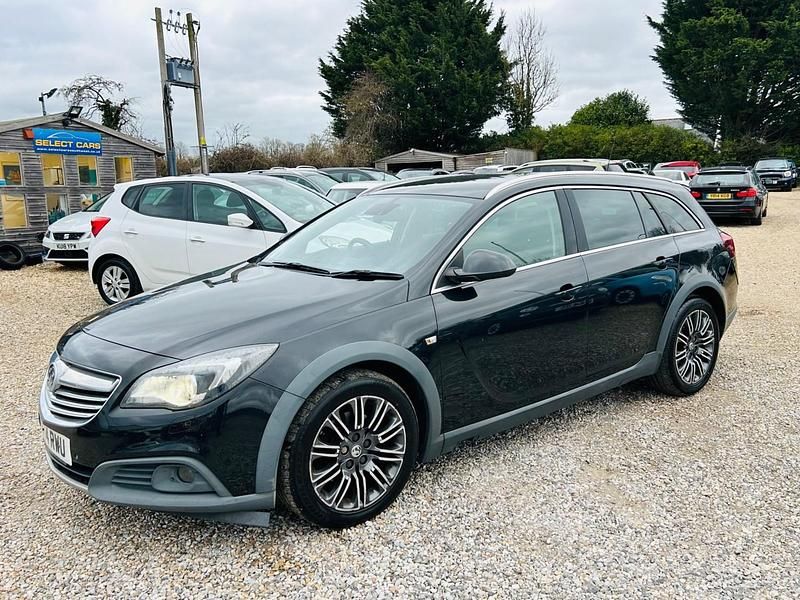 Second-hand Vauxhall Insignia 2014 Negru Break