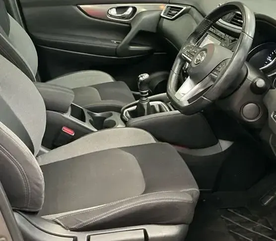 Gebraucht Nissan Qashqai N-Connecta 110 PS (80 kW) 2017 Grau SUV