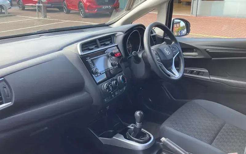 Used Honda Jazz S 102 HP (75 kW) 2017 Hatchback