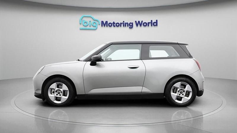Used Mini Cooper Classic 135 kW (184 HP) 2024 Hatchback
