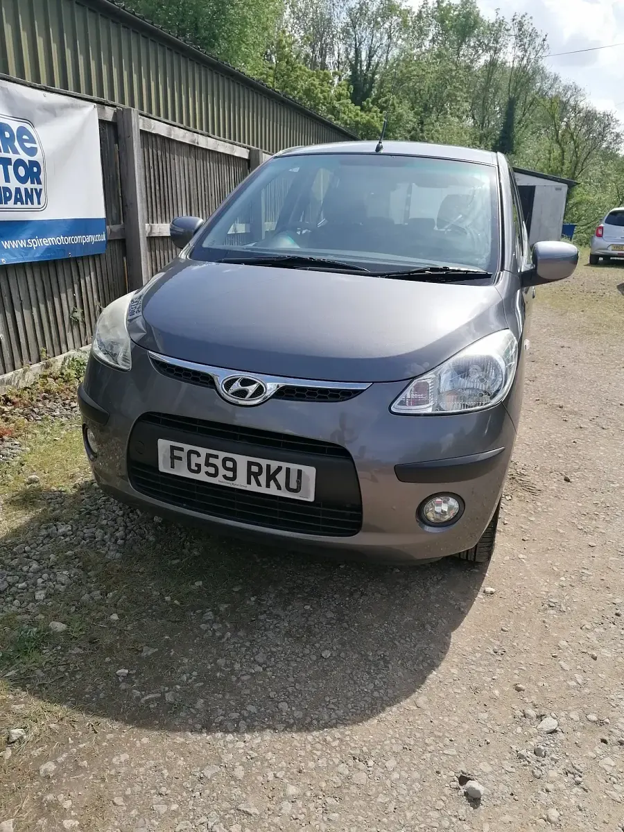 Used Hyundai i10 Comfort 78 HP (57 kW) 2009 Grey Hatchback