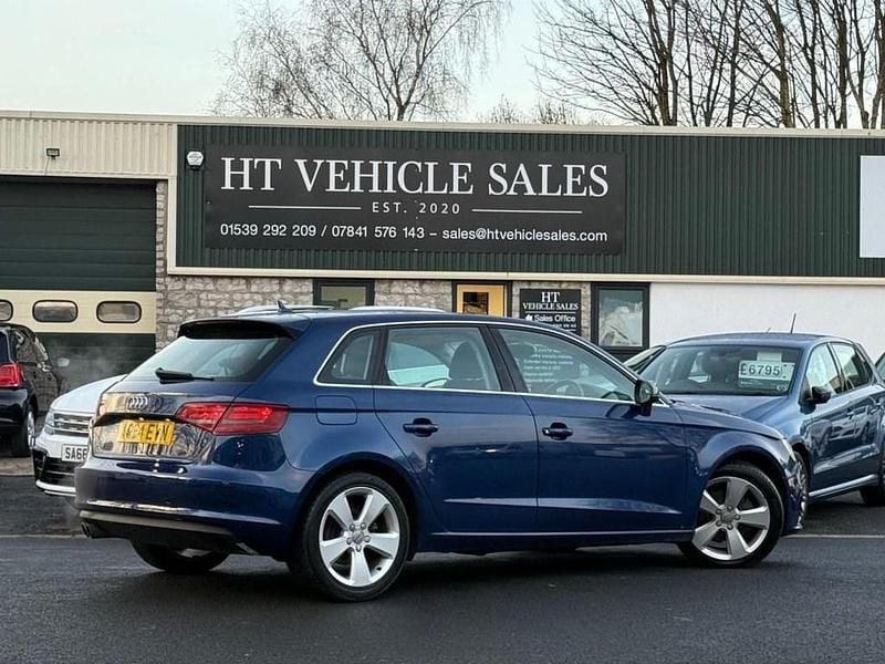 Used Audi A3 Sportback Sport 150 HP (110 kW) 2014 Blue Hatchback