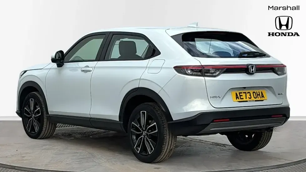 Used Honda HR-V Elegance 131 HP (96 kW) 2024 White SUV