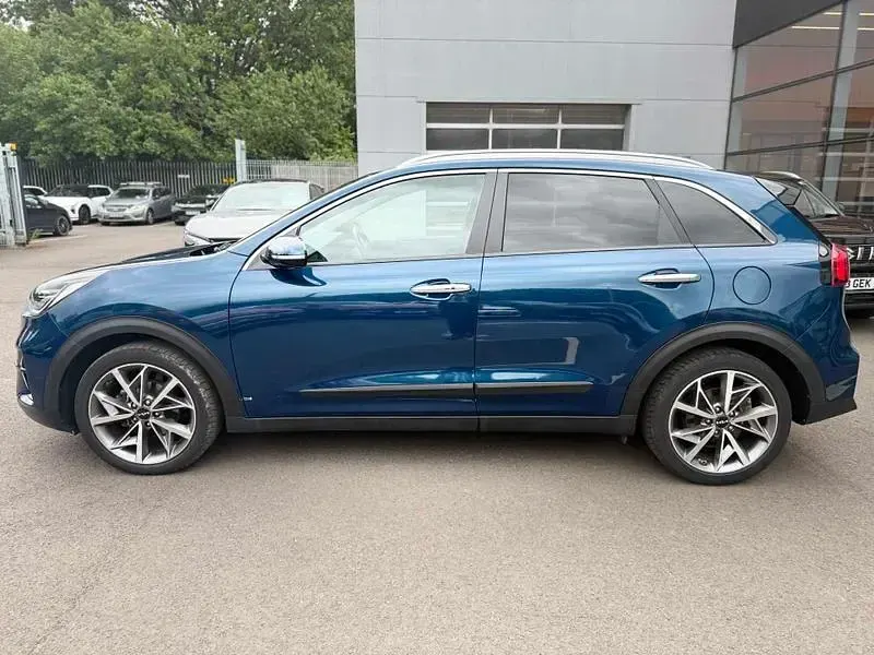 Used Kia Niro 2022 Blue SUV