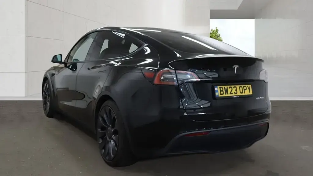 Used Tesla Model Y Performance 313 kW (426 HP) 2023 Black SUV