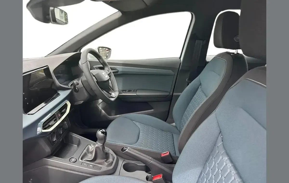 New Seat Ibiza SE 94 HP (69 kW) 2026 White Hatchback