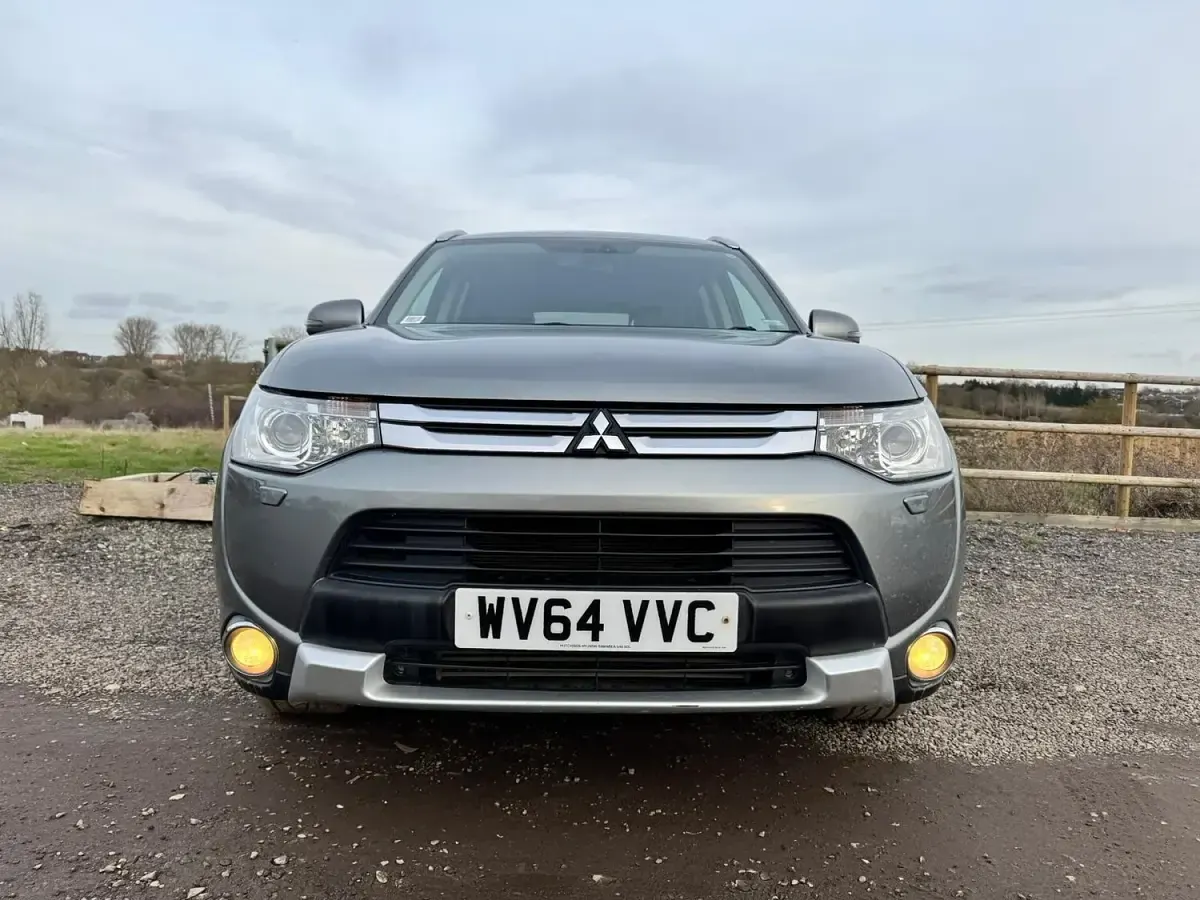 Used Mitsubishi Outlander 150 HP (110 kW) 2014 Grey SUV