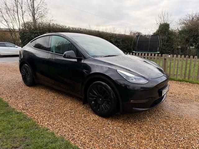 Black Used 2022 Tesla Model Y Long Range AWD SUV | £24,950 (Fair price) - Image 1/4