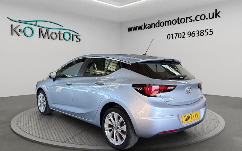 Used Vauxhall Astra Design Edition 125 HP (91 kW) 2019 Hatchback