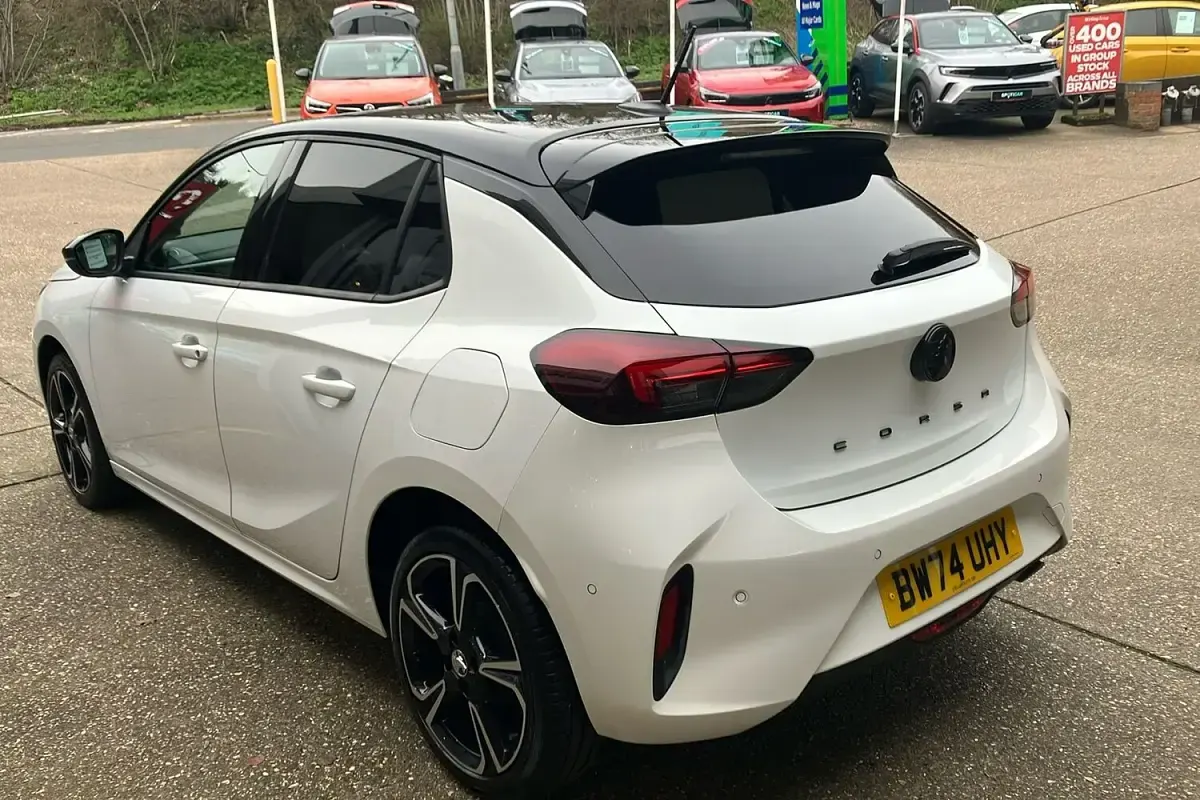 Used Vauxhall Corsa S 100 HP (73 kW) 2025 White Hatchback
