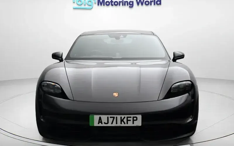Used Porsche Taycan Performance Package 419 kW (571 HP) 2022 Black Sedan