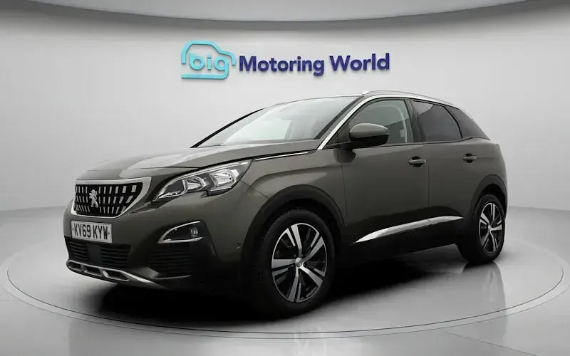 Used Peugeot 3008 Allure 181 HP (133 kW) 2019 Grey SUV